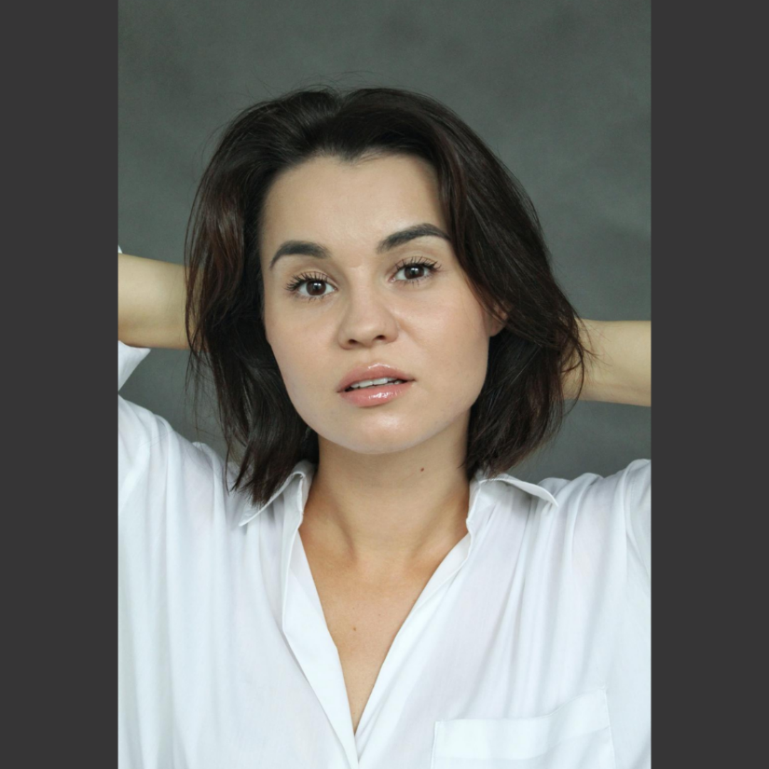 Katarzyna Hołyńska lektorka